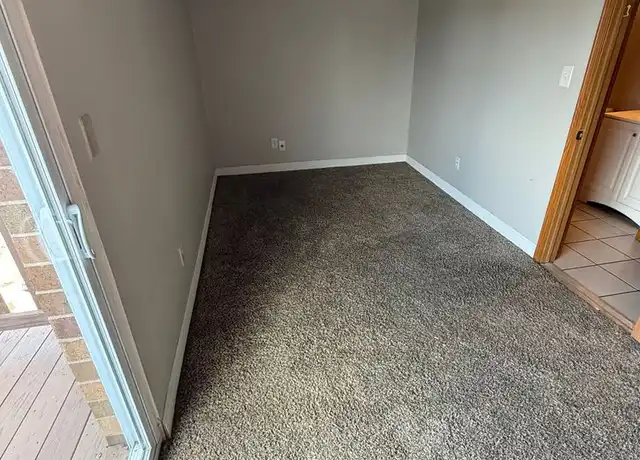 Property at 1301 S Westcott St Apt 05, Sioux City, IA, 51106, 1 bed, 1 bath, [object Object]