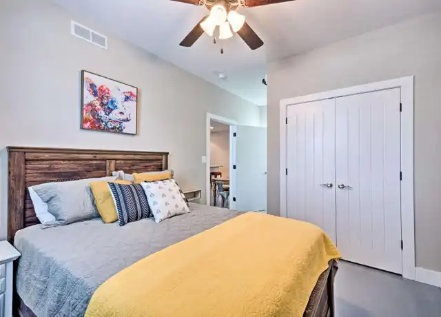 Property at 1117 Greenwood Aly Unit 201, Bowling Green, KY, 42101, 3 beds, 2 baths, [object Object]