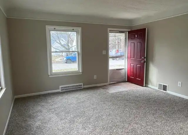 Property at 6615 Buckingham Ave, Allen Park, MI, 48101, 2 beds, 1 bath, [object Object]
