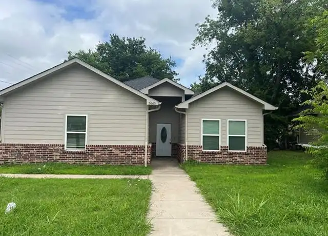 Property at 2003 Stonewall St, Greenville, TX, 75401, 3 beds, 2 baths, [object Object]
