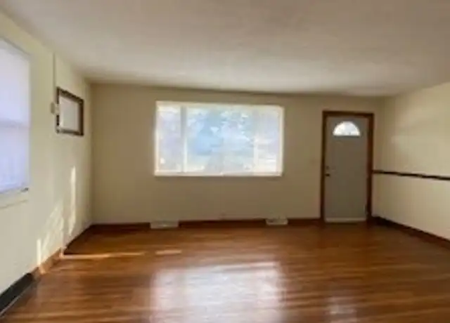 Property at 55363 Lexington Ave, South Bend, IN, 46628, 2 beds, 1 bath, [object Object]