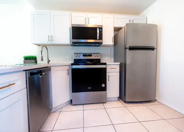 Property at 2345 NE 135th St #307, North Miami, FL, 33181, 1 bed, 1.5 baths, [object Object]
