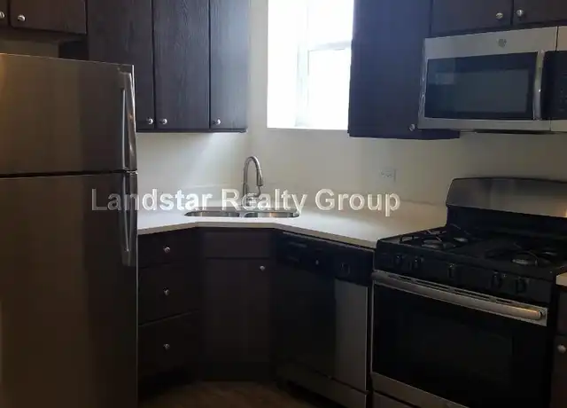 Property at 2814 N Troy St Unit 2F, Chicago, IL, 60618, 2 beds, 1 bath, [object Object]