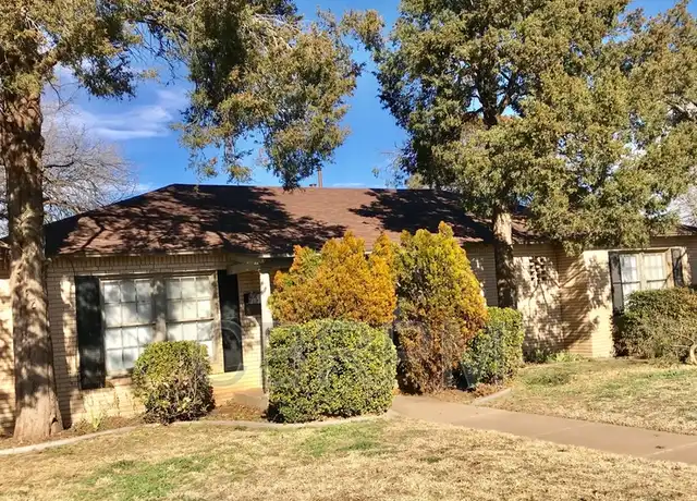 Property at 3202 28th St, Lubbock, TX, 79410, 3 beds, 2 baths, [object Object]
