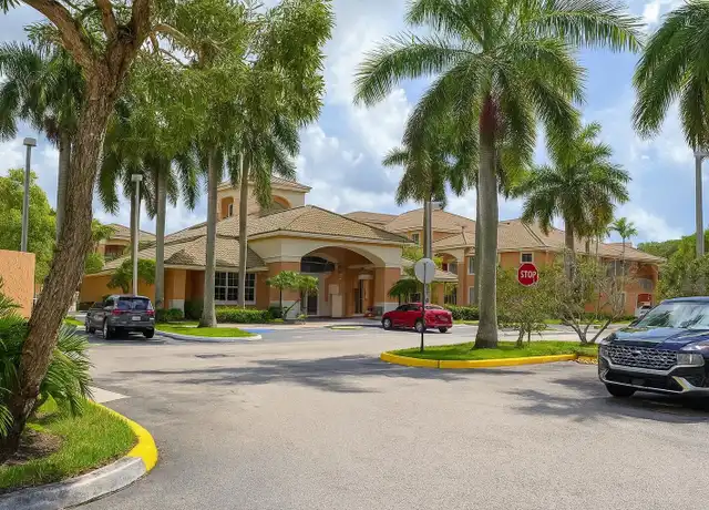 Property at 6960 SW 39th St Unit E106, Davie, FL, 33314, 3 beds, 2 baths, [object Object]