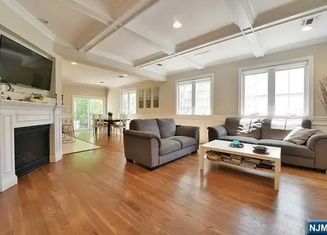 Property at 175 Tenafly Rd, Tenafly, NJ, 07670, 4 beds, 3.5 baths, [object Object]