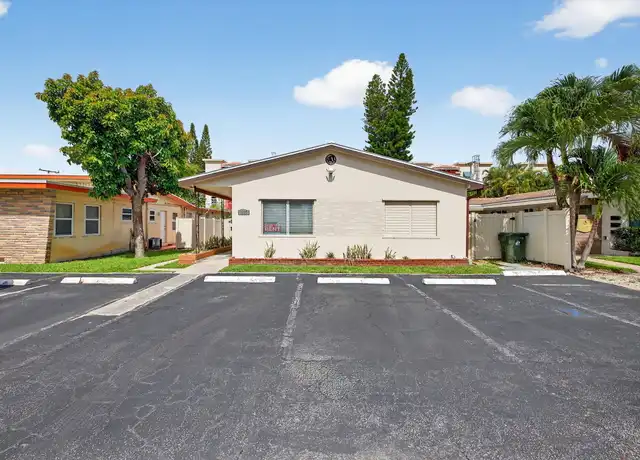 Property at 1037 N Victoria Park Rd Unit 2, Fort Lauderdale, FL, 33304, 1 bed, 1 bath, [object Object]
