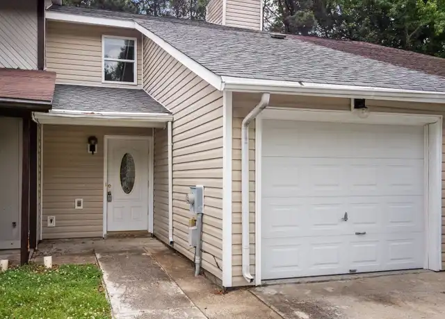 Property at 24 S Onsville Pl, Jacksonville, NC, 28546, 2 beds, 1.5 baths, [object Object]