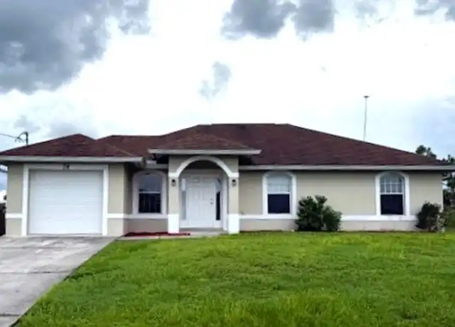 Property at 714 Cardinal St E, Lehigh Acres, FL, 33974, 3 beds, 2 baths, [object Object]