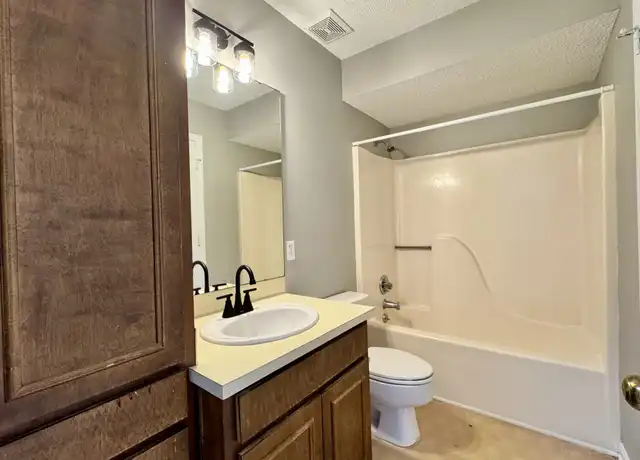 Property at 3660 Maryland Cir Unit A, Columbus, GA, 31907, 2 beds, 1.5 baths, [object Object]