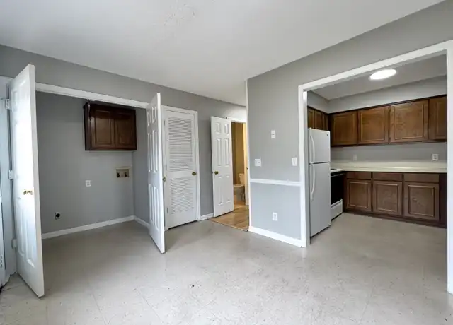 Property at 3660 Maryland Cir Unit A, Columbus, GA, 31907, 2 beds, 1.5 baths, [object Object]