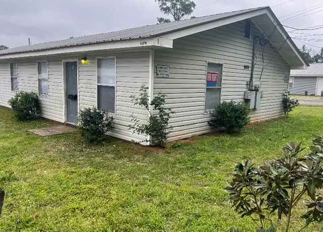 Property at 19490 Magnolia St, Citronelle, AL, 36522, 1 bed, 1 bath, [object Object]