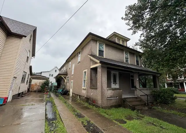 Property at 19 Field St, Binghamton, NY, 13905, 1 bed, 1 bath, [object Object]