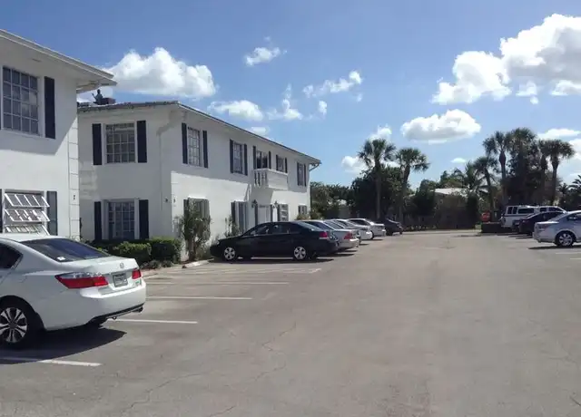 Property at 2171 NE 66th St #812, Fort Lauderdale, FL, 33308, 2 beds, 1 bath, [object Object]