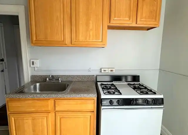 Property at 930 Avenue C Unit C2, Bayonne, NJ, 07002, 1 bed, 1 bath, [object Object]