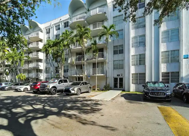 Property at 496 NW 165th St, Miami, FL, 33169, 1 bed, 1 bath, [object Object]
