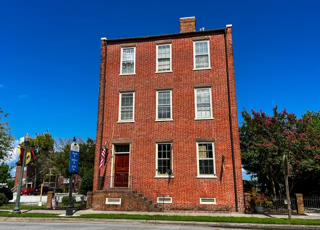 Property at 220 E Front St Unit D, New Bern, NC, 28560, 1 bed, 1 bath, [object Object]
