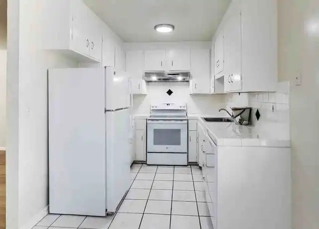 Property at 1283 Ayala Dr Unit 02, Sunnyvale, CA, 94041, 2 beds, 1 bath, [object Object]