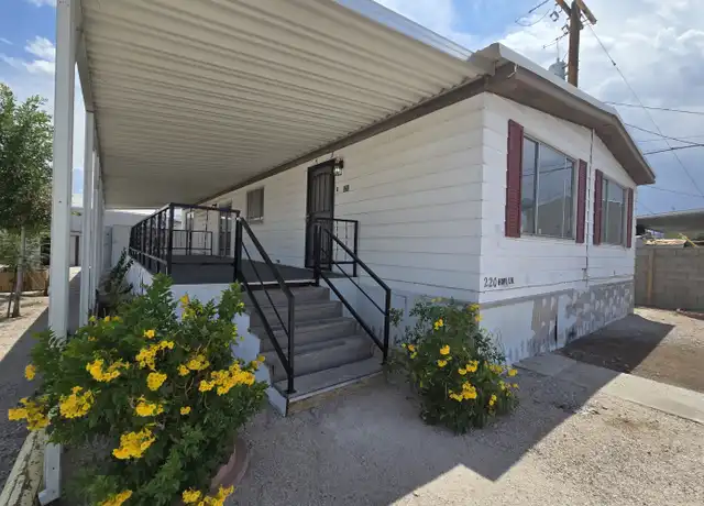 Property at 220 Hopi Ln, Henderson, NV, 89015, 3 beds, 2 baths, [object Object]