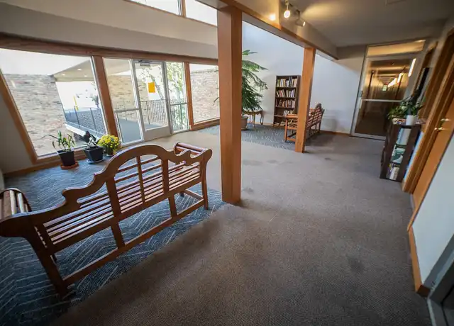 Property at Parkview Apartments - 1955 W Old Shakopee Rd, Bloomington, MN, 55431, 0-1 beds, 1 bath, [object Object]
