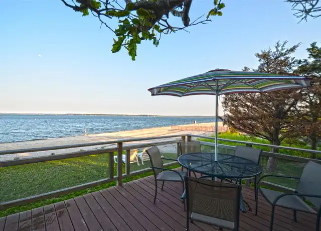 Property at 43 Pye Ln, Jamesport, NY, 11947, 4 beds, 1.5 baths, [object Object]