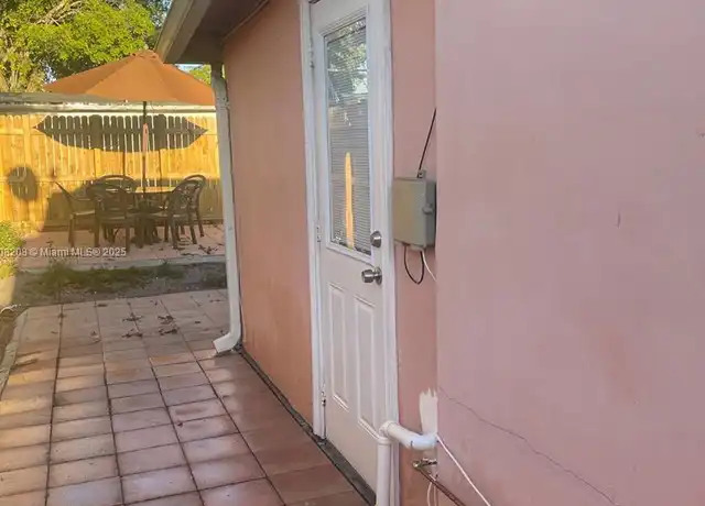 Property at 1720 SW 70th Ave Unit back, North Lauderdale, FL, 33068, 0 beds, 1 bath, [object Object]