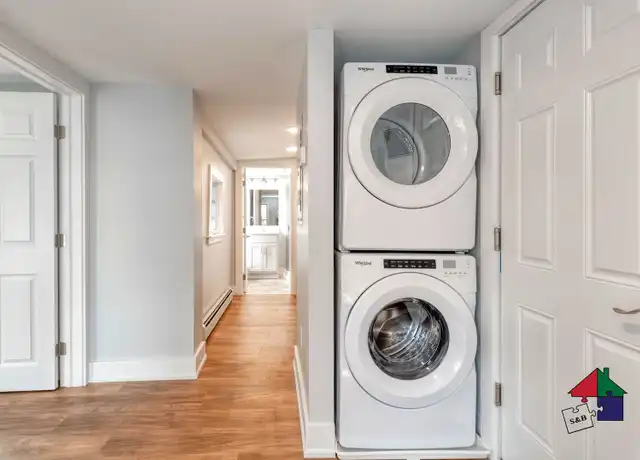 Property at 166 N Winooski Ave Unit 5, Burlington, VT, 05401, 1 bed, 1 bath, [object Object]