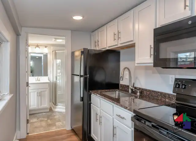 Property at 166 N Winooski Ave Unit 5, Burlington, VT, 05401, 1 bed, 1 bath, [object Object]