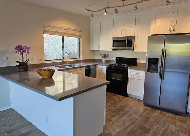 Property at 4241 Freedom Dr #401, Calabasas, CA, 91302, 2 beds, 2 baths, [object Object]