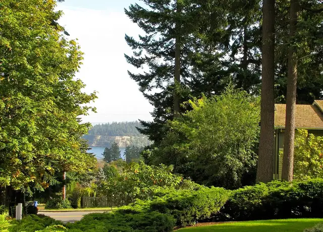 Photo of 6100 Soundview Dr, Gig Harbor, WA 98335