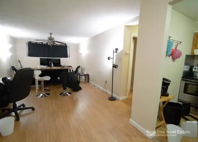 Property at 20 Radcliffe Rd #106, Allston, MA, 02134, 1 bed, 1 bath, [object Object]