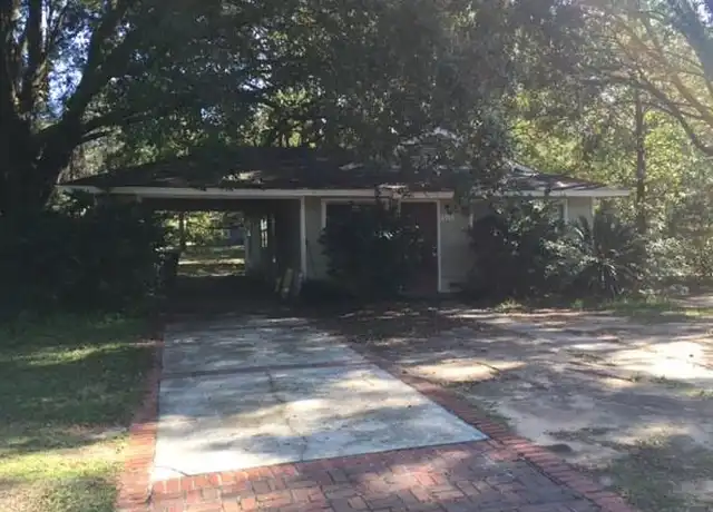 Property at 1412 Garland St, Mobile, AL, 36618, 3 beds, 1 bath, [object Object]