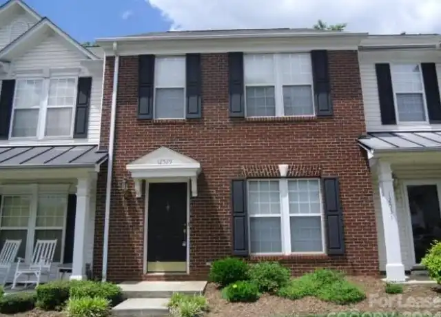Property at 12529 Jessica Pl, Charlotte, NC, 28269, 2 beds, 3 baths, [object Object]