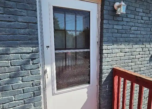 Property at 104 W Main St Unit A UPSTAIRS, Vine Grove, KY, 40175, 1 bed, 1 bath, [object Object]