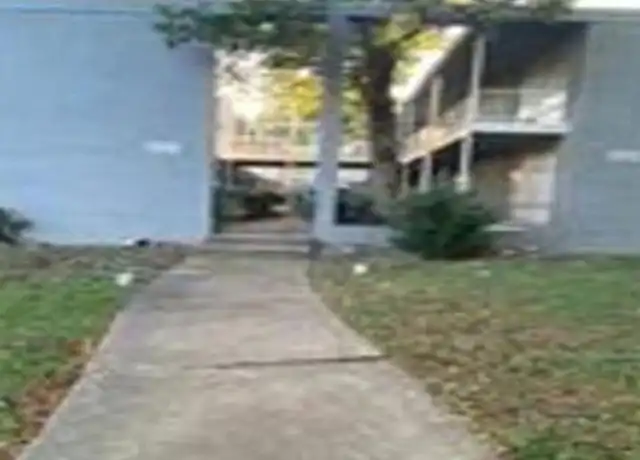 Property at 150 N McLean Blvd #4, Memphis, TN, 38104, 2 beds, 1 bath, [object Object]