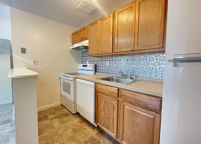 Property at 173 Loudon Rd #411, Concord, NH, 03301, 2 beds, 1 bath, [object Object]