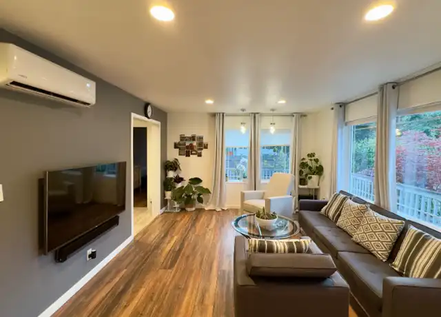 Property at 723 N 184th St Unit A, Shoreline, WA, 98133, 3 beds, 2 baths, [object Object]