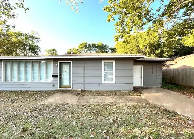 Property at 124 Vandenburg Dr Unit A, Denison, TX, 75020, 3 beds, 1 bath, [object Object]