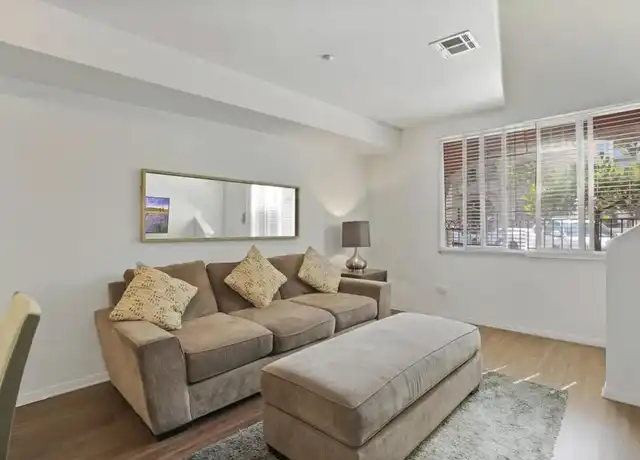 Property at 750 Beech St, San Diego, CA, 92101, 1 bed, 1 bath, [object Object]