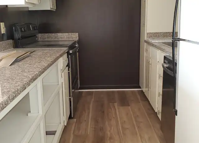 Property at 1933 Garden Dr Unit 200, Burlingame, CA, 94010, 0 beds, 1 bath, [object Object]