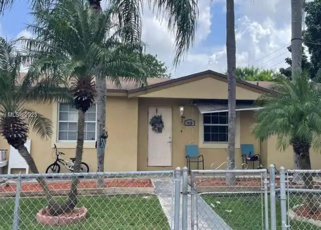 Property at 14301 SW 289th St, Homestead, FL, 33033, 5 beds, 2 baths, [object Object]