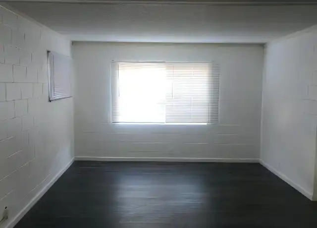 Property at 350 Wonder St, Reno, NV, 89502, 2 beds, 1 bath, [object Object]