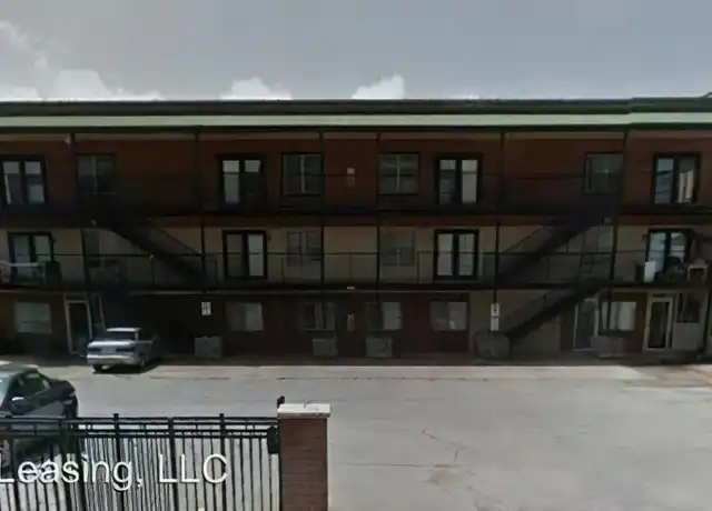 Property at 424 W McDaniel St Unit 1a, Springfield, MO, 65806, 3 beds, 2 baths, [object Object]