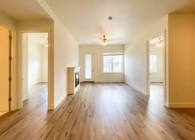 Property at 1660 D St Unit 221*, Vancouver, WA, 98663, 2 beds, 1 bath, [object Object]