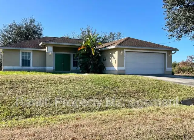 Property at 2901 4th St SW, Lehigh Acres, FL, 33976, 3 beds, 2 baths, [object Object]