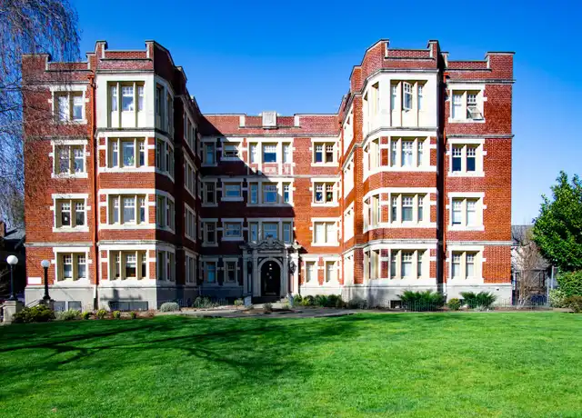 Property at 120 NW Trinity Pl Unit B, Portland, OR, 97209, 0 beds, 1 bath, [object Object]