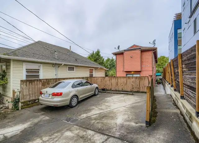 Property at 927 28th Ave S Unit A, Seattle, WA, 98144, 2 beds, 1 bath, [object Object]