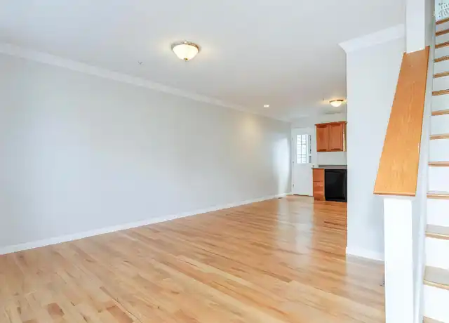 Property at 1 Merrimac Way, Tyngsboro, MA, 01879, 2 beds, 2 baths, [object Object]