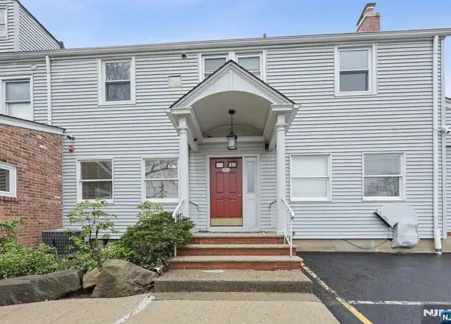 Property at 756 Cedar Ln Unit 2, Teaneck, NJ, 07666, 3 beds, 1.5 baths, [object Object]
