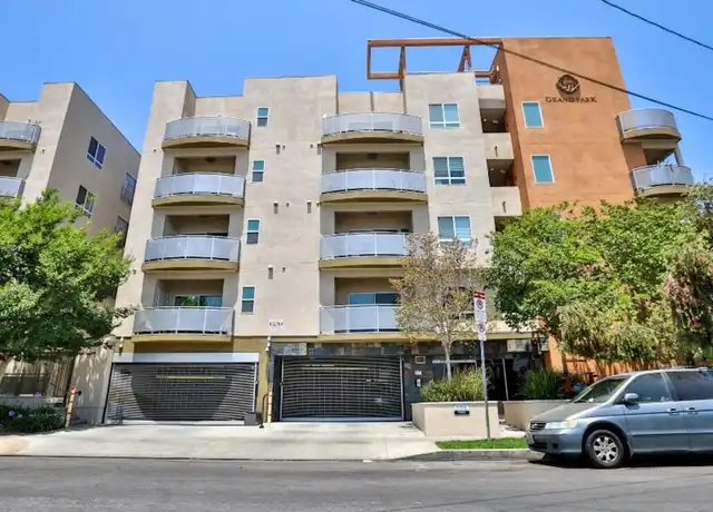 Property at 2311 W 10th St #204, Los Angeles, CA, 90006, 2 beds, 2 baths, [object Object]